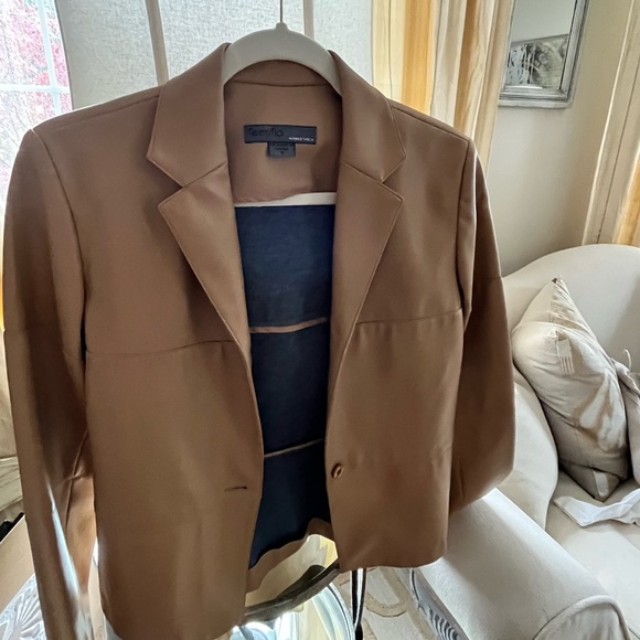 Teenflo pleather blazer that hits at the waist - Picture 2 of 4